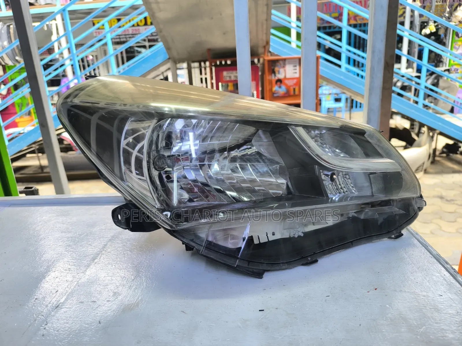 Toyota Vitz 2017 Non Xenon Headlights (No.269)