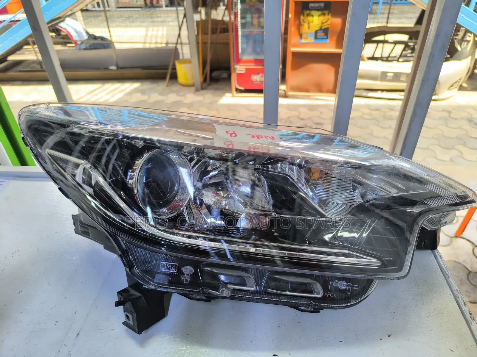 Nissan Note 2018 Xenon Headlights Available