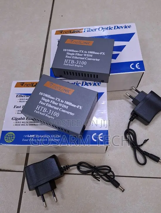 Netlink 100BASE Fiber Converter With Power Adapter