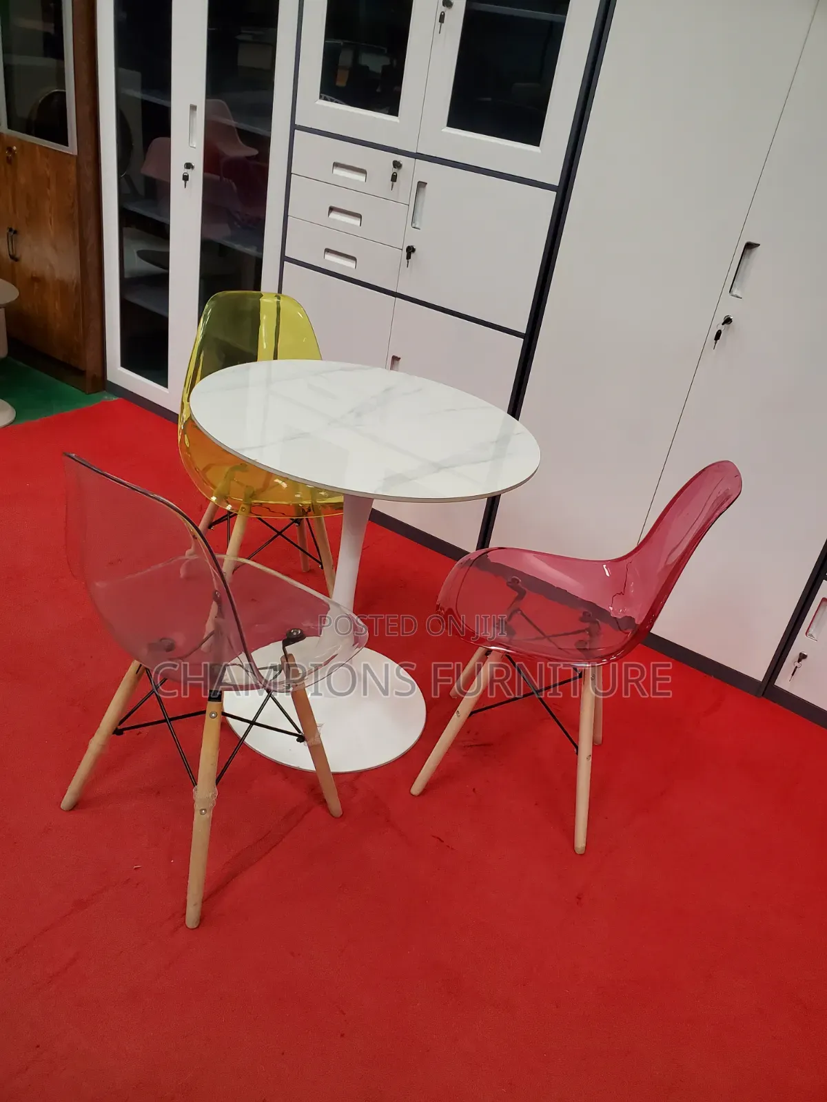 Tulip Pedestal Table and Acrylic Eames Chairs Set