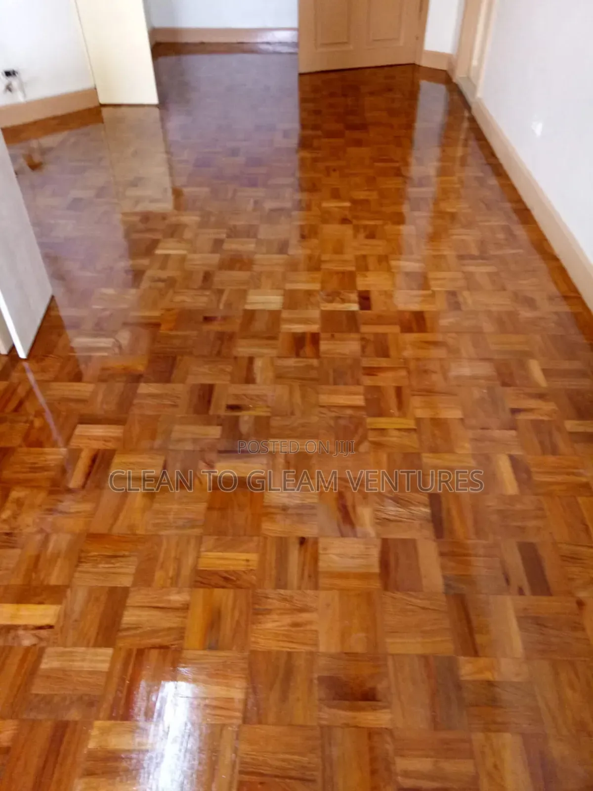 Mahogany, Cedar,Oak,Pine Floor Installation,Repair,Sanding Vanishing