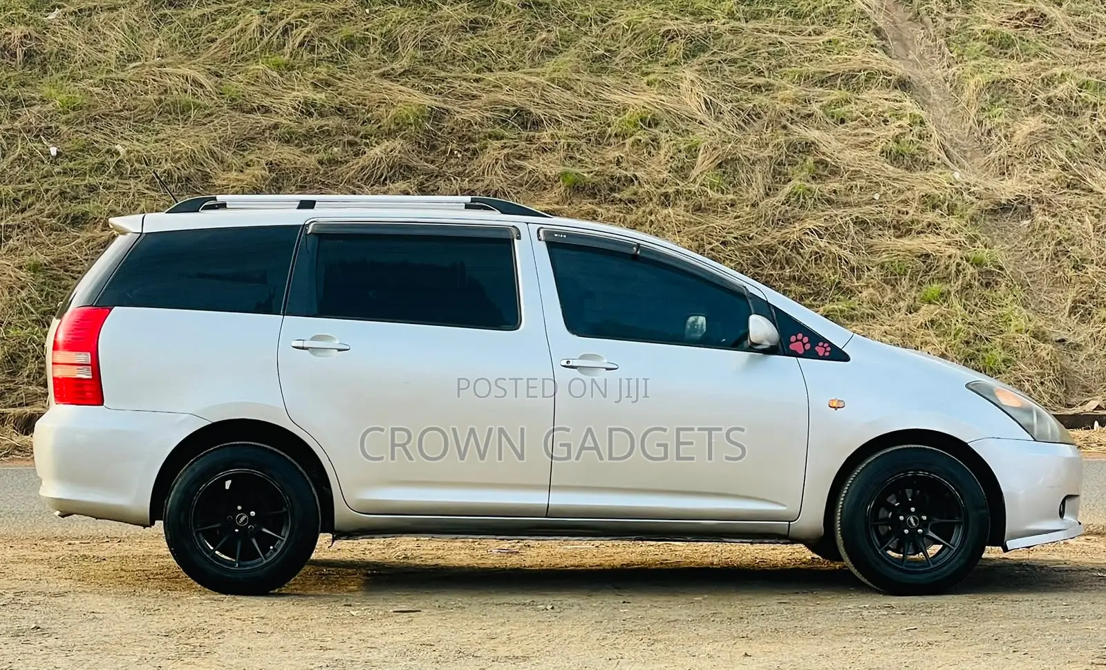 Toyota Wish 2005 1.8L Automatic Family MPV