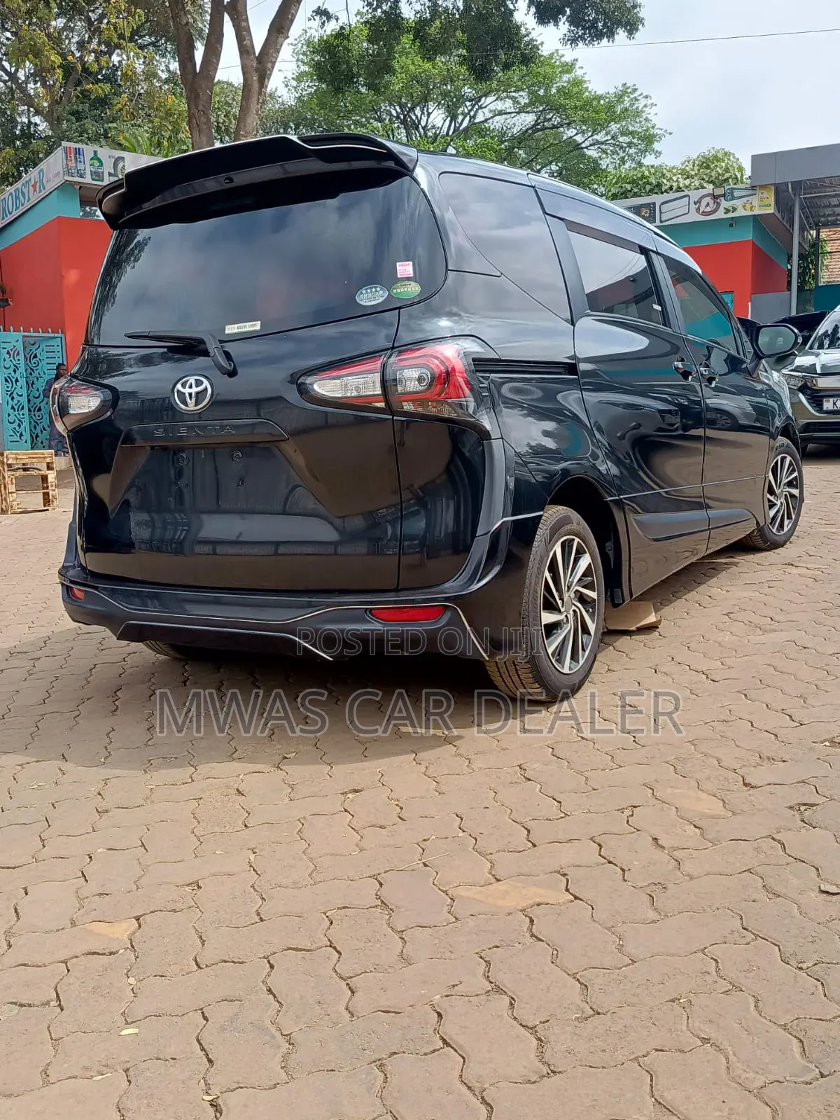 Toyota Sienta 2019 Black