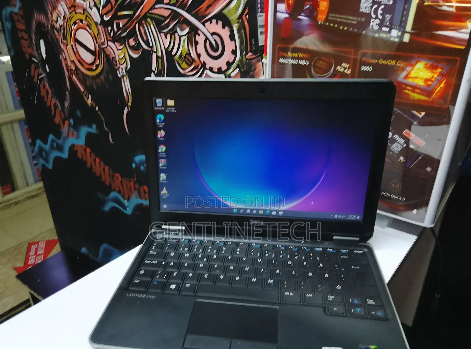 Laptop Dell Latitude E7240 8GB Intel Core i7 SSD 128GB