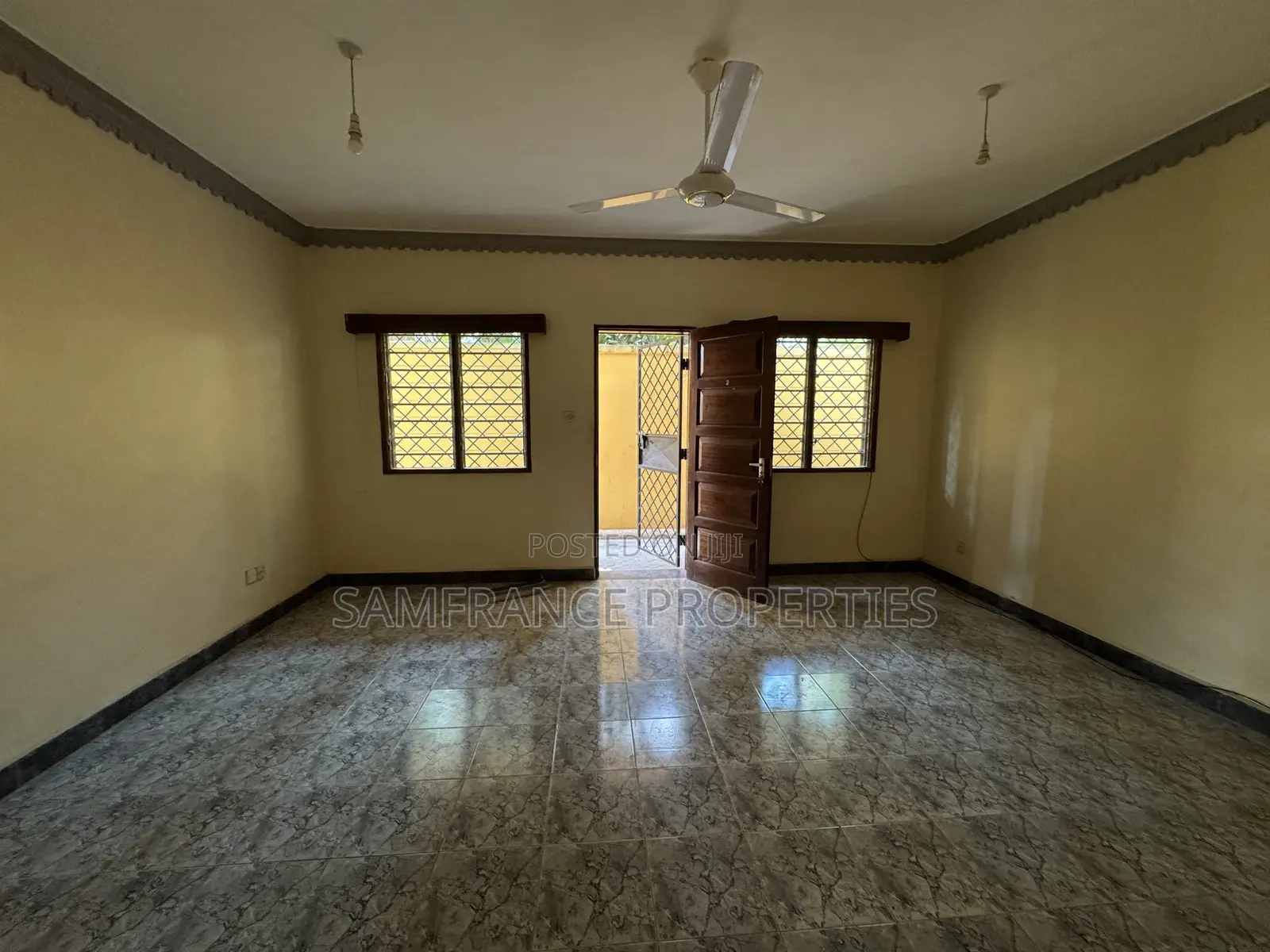 1bdrm Apartment in Beach Road, Nyali Mkomani for rent