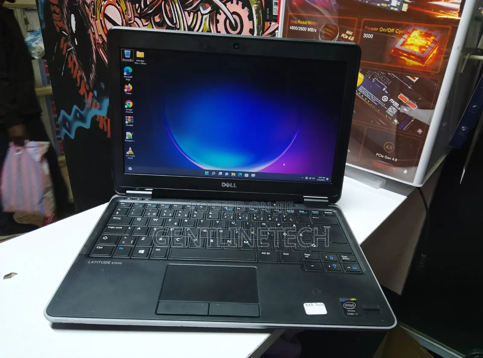 Laptop Dell Latitude E7240 8GB Intel Core i7 SSD 128GB