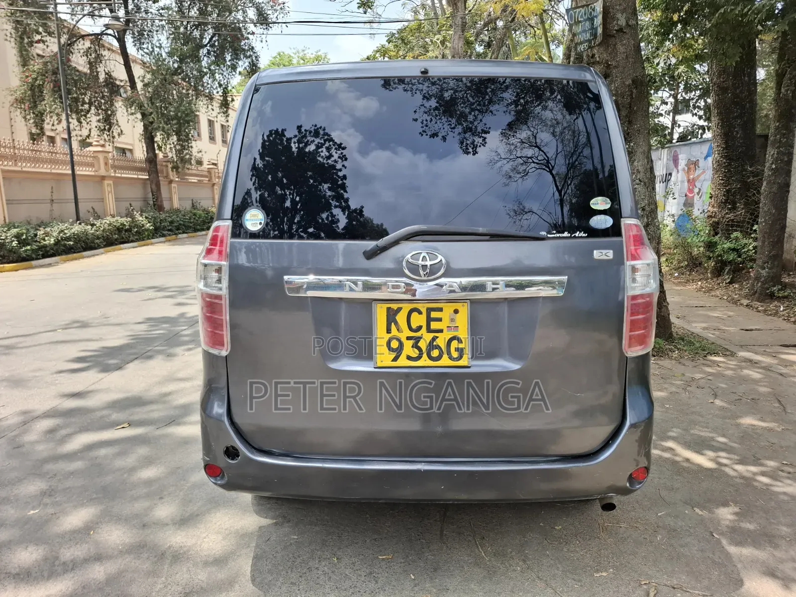 Toyota Noah 2008 Gray