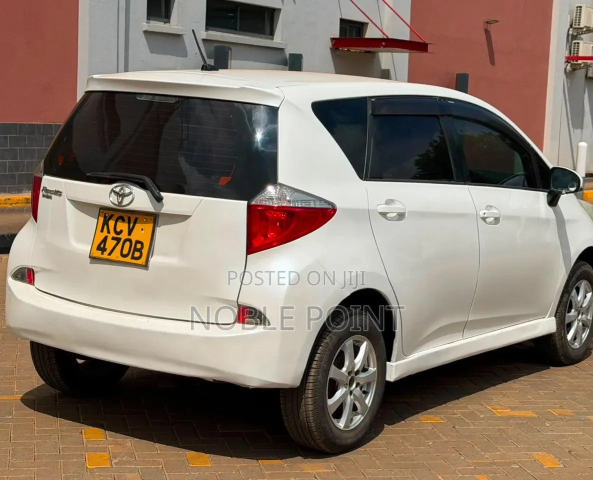 Toyota Ractis 2012 White