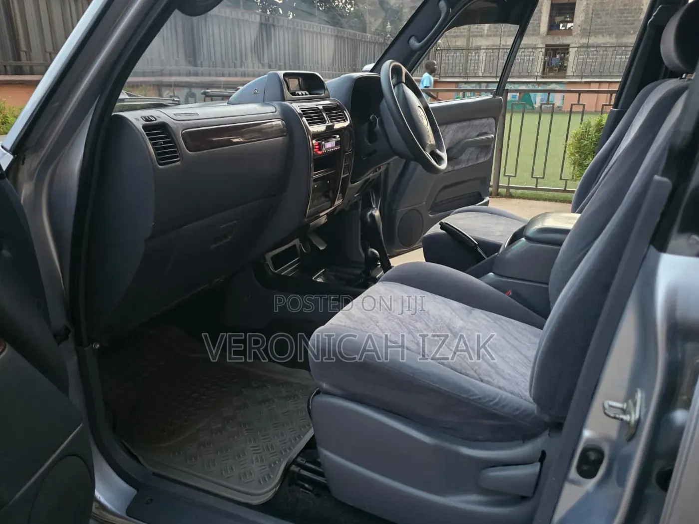 Toyota Land Cruiser Prado 1995 Silver