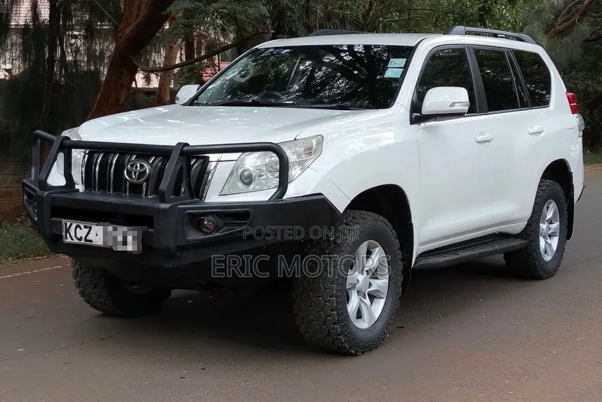 Toyota Land Cruiser Prado 2013 Pearl