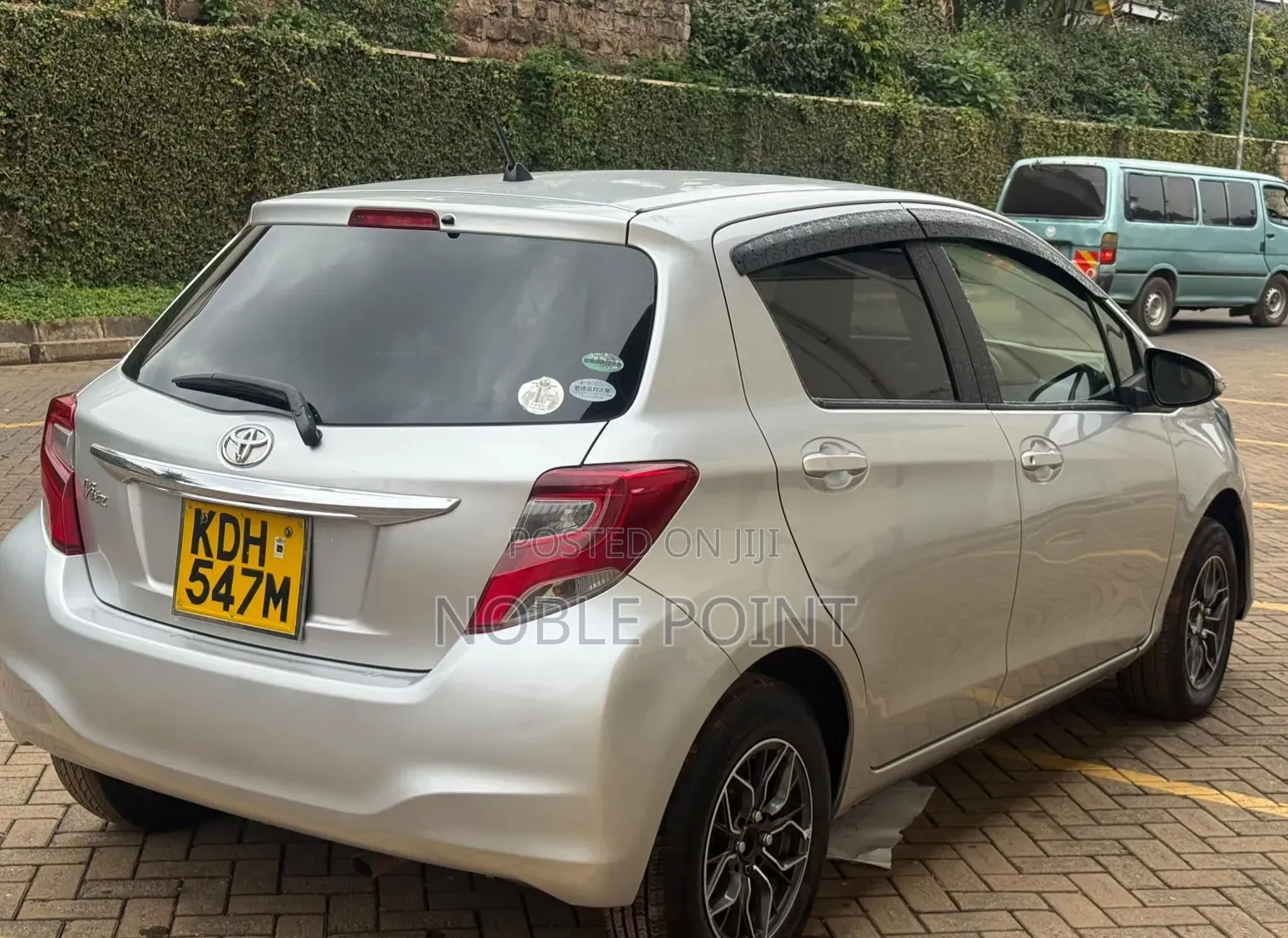 Toyota Vitz 2015 White