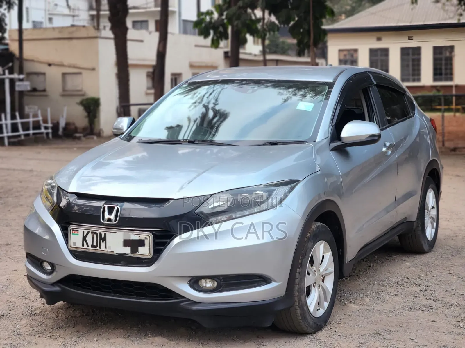 Honda Vezel 2015 Silver