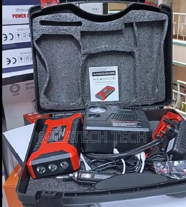 Car Jumpstarter With Air Compressor and Power Ban