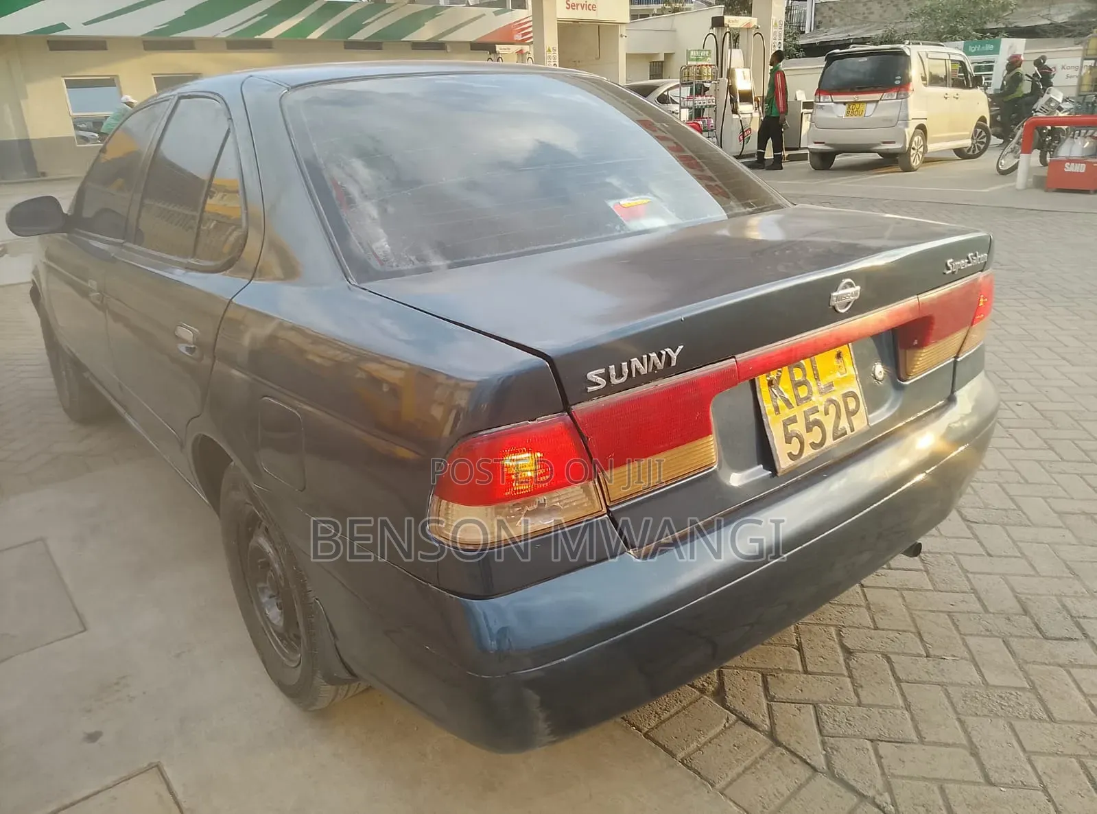 Nissan FB15 2003 Blue