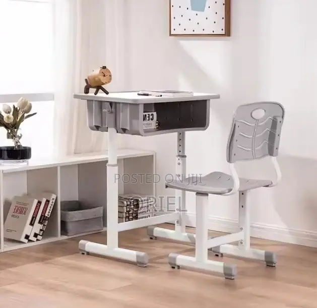 Kids Study Set : Height-Adjustable Kids Desk Chair