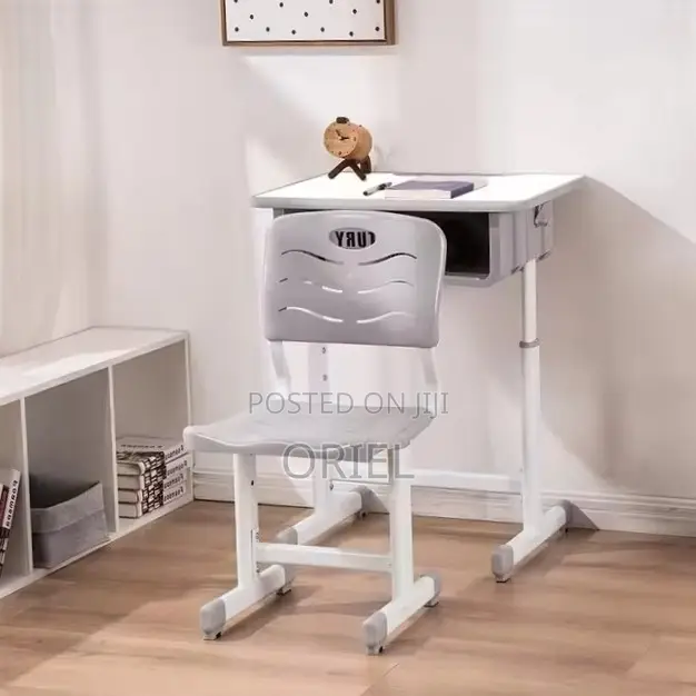 Kids Study Set : Height-Adjustable Kids Desk Chair