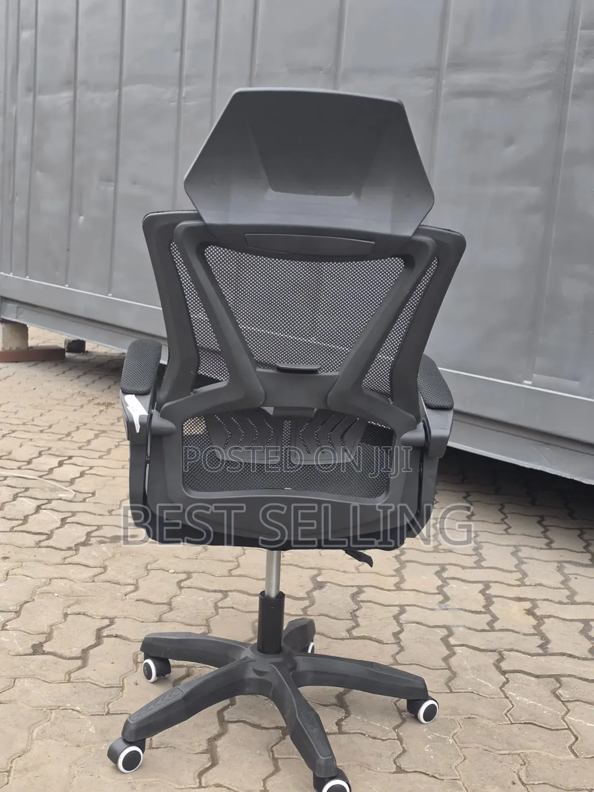Modern Office Chair All Black With Footrest