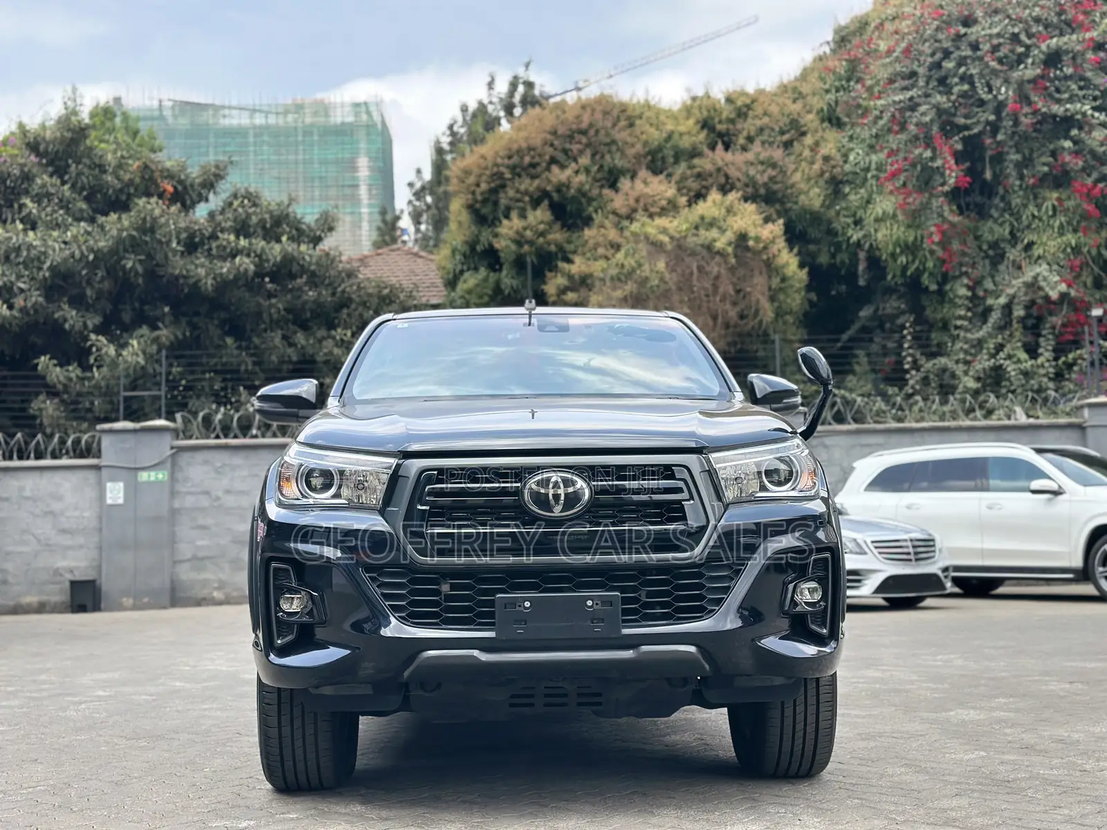 Toyota Hilux 2.4 Diesel 2020 Black