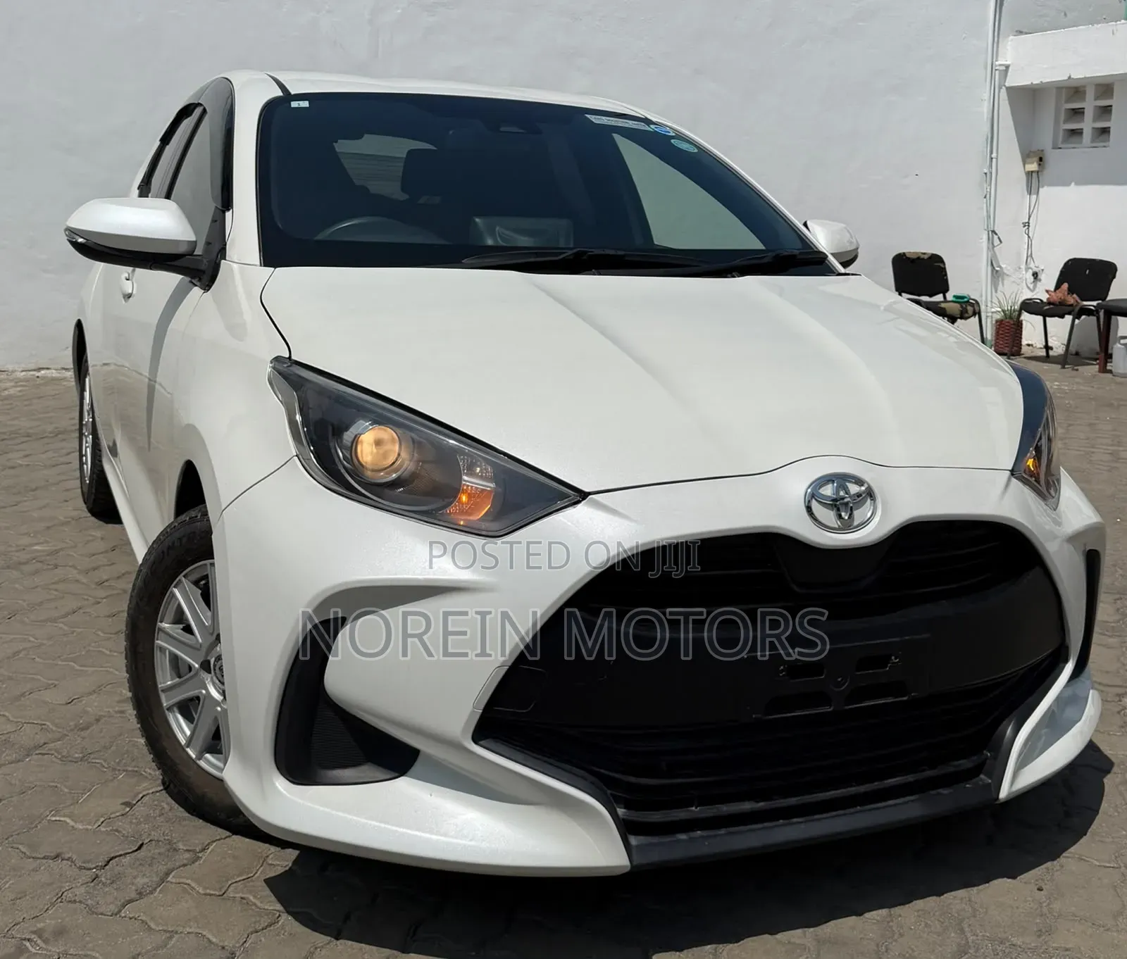 Toyota Yaris 2021 White