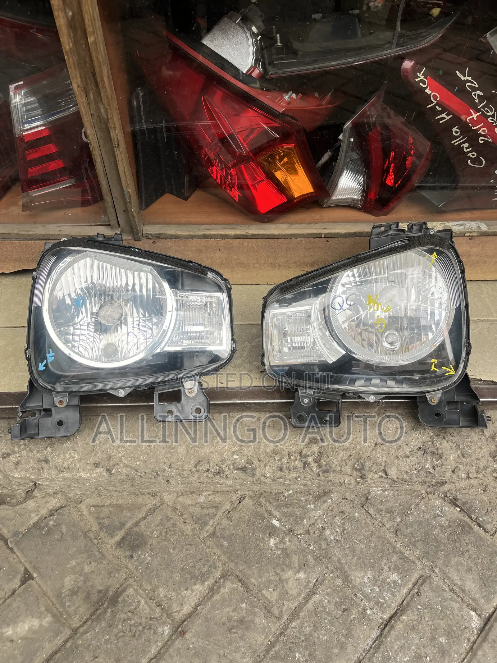 Suzuki Alto 2015 Headlight