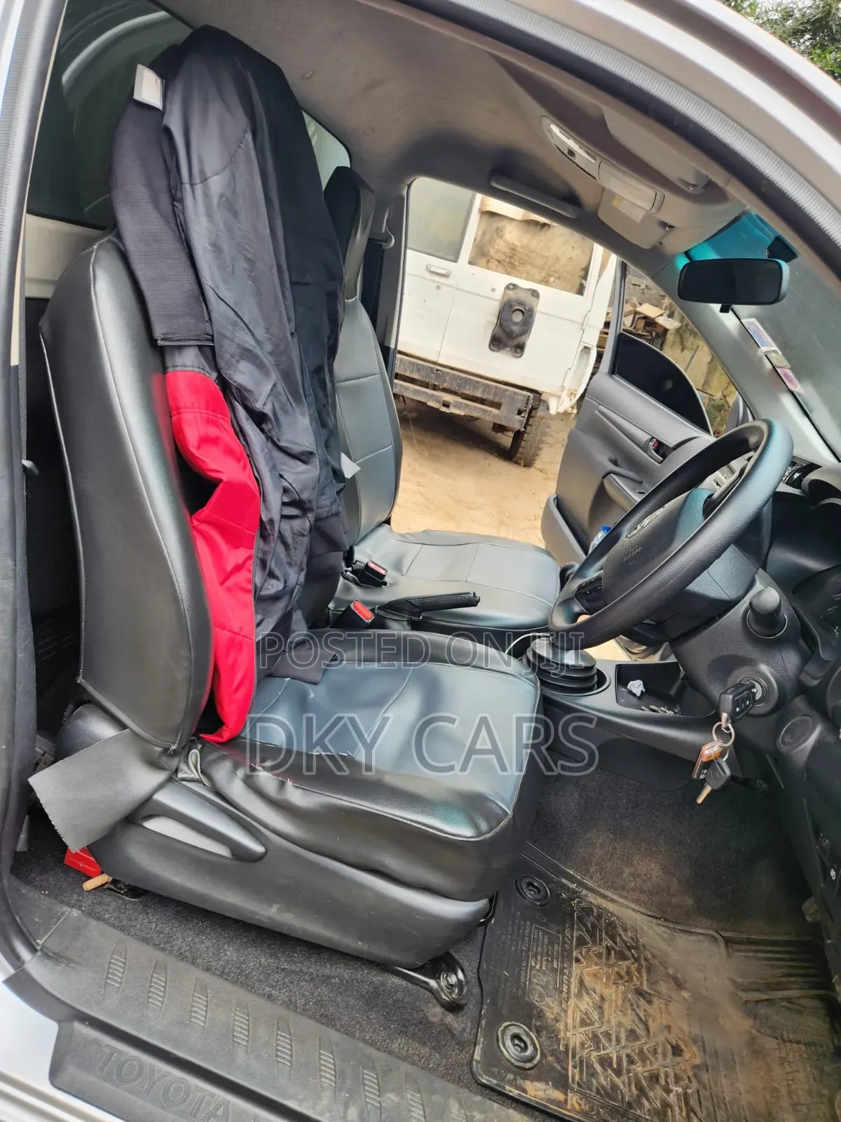 Toyota Hilux 2019 Silver