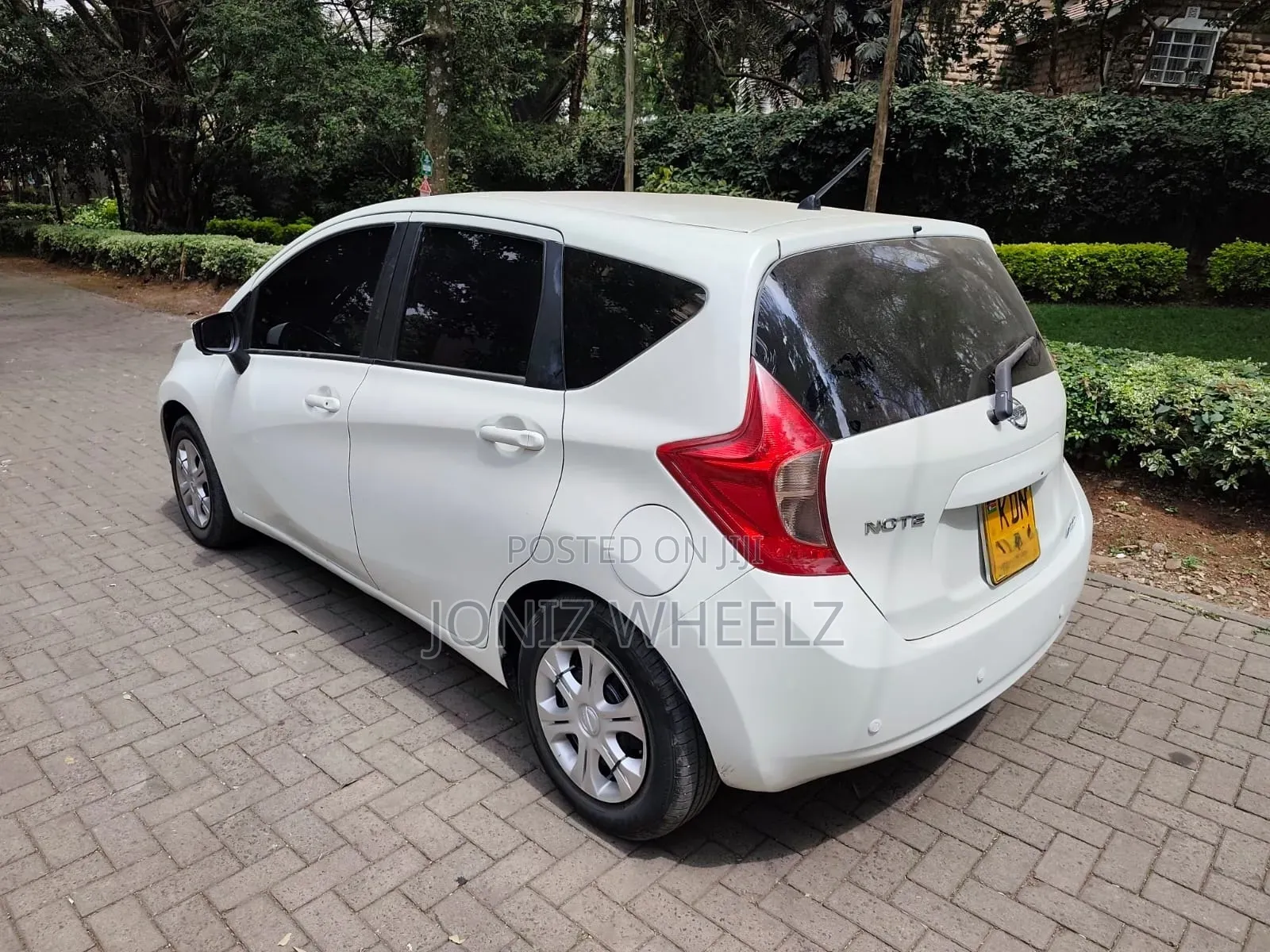 Nissan Note 2016 White