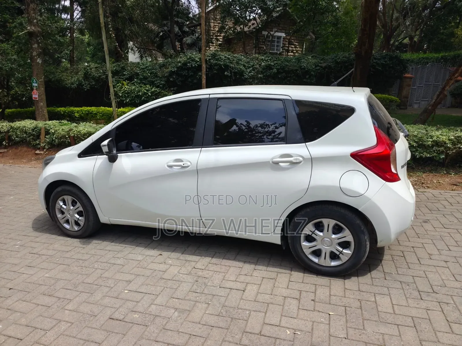Nissan Note 2016 White