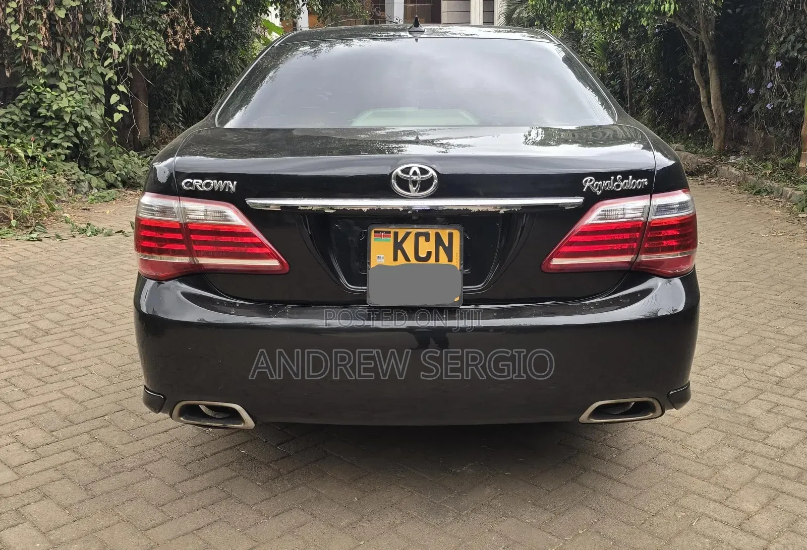 Toyota Crown 2010 Black