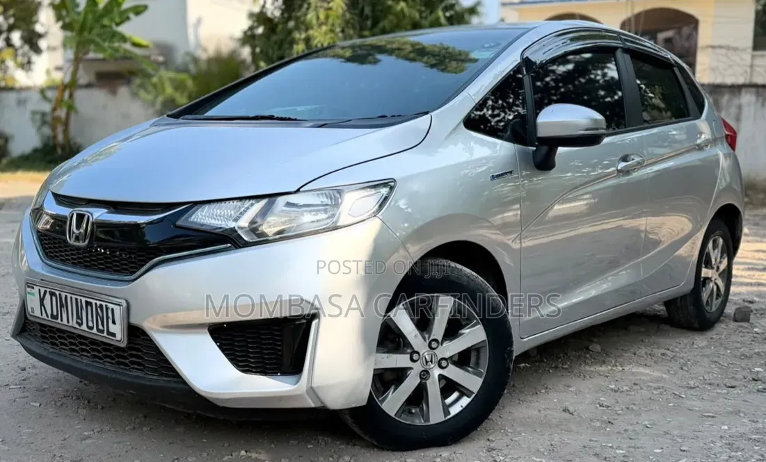 Honda Fit 2016 Silver