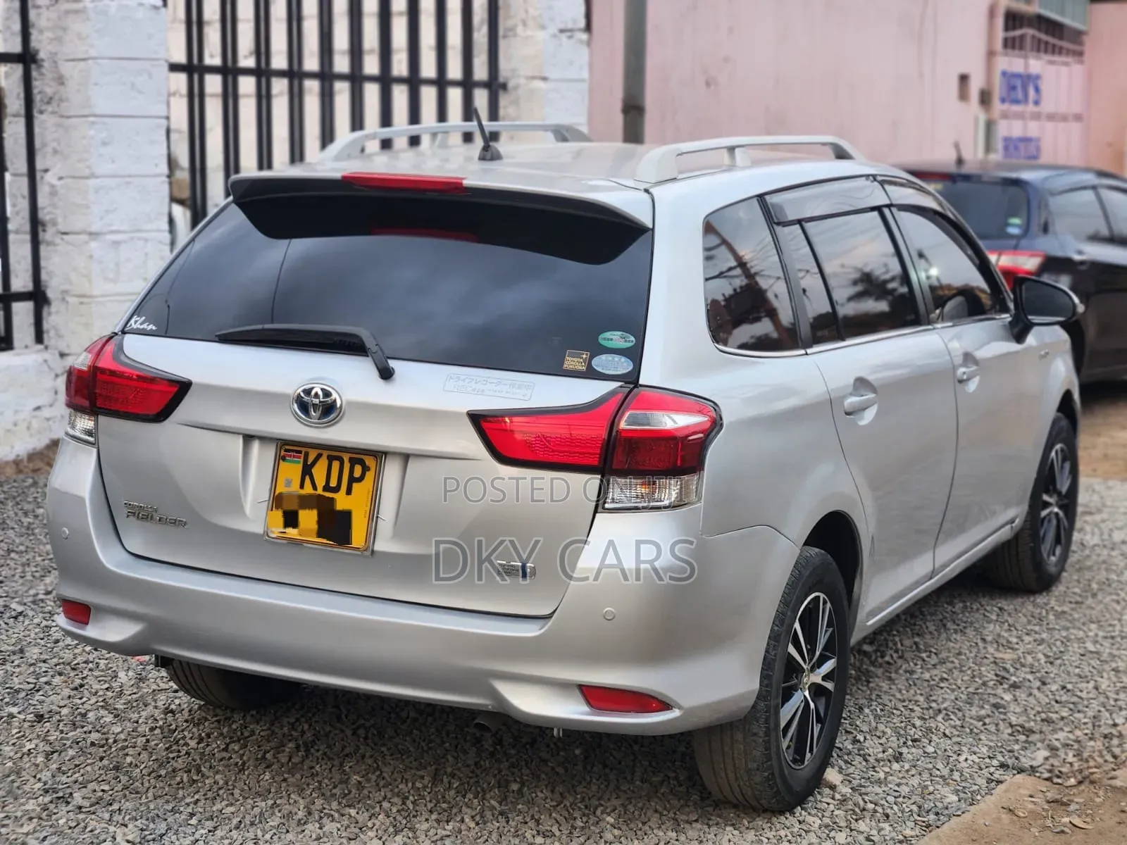 Toyota Corolla Fielder 2017