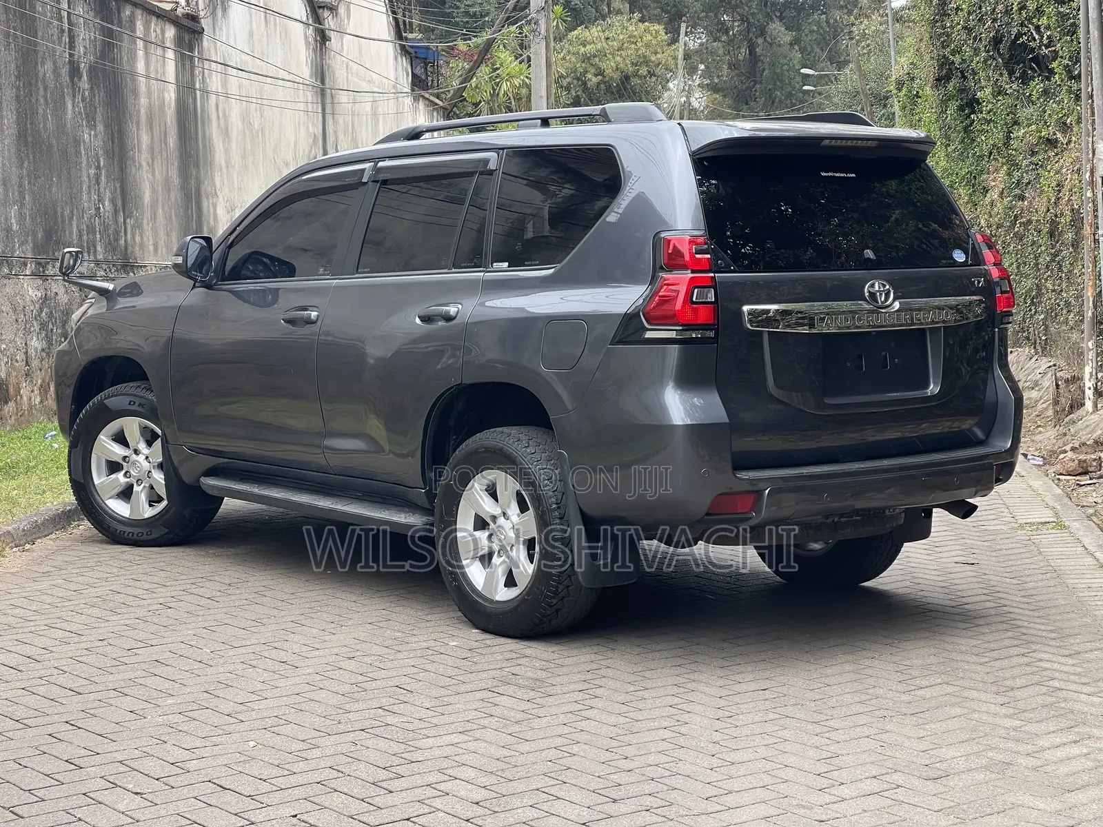 Toyota Land Cruiser Prado 2014 Gray