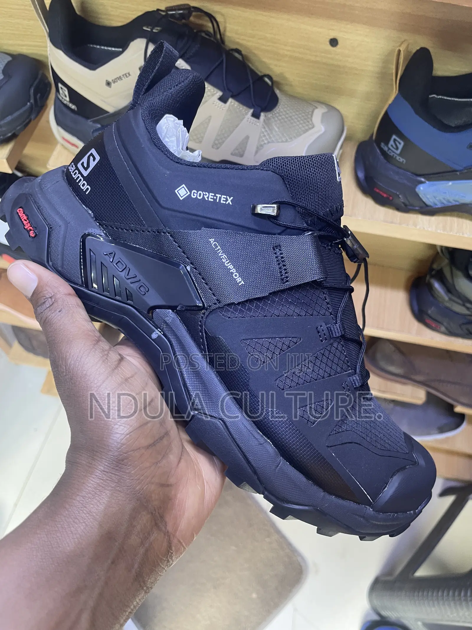 Salomon X Ultra 4 GTX Hiking Shoes