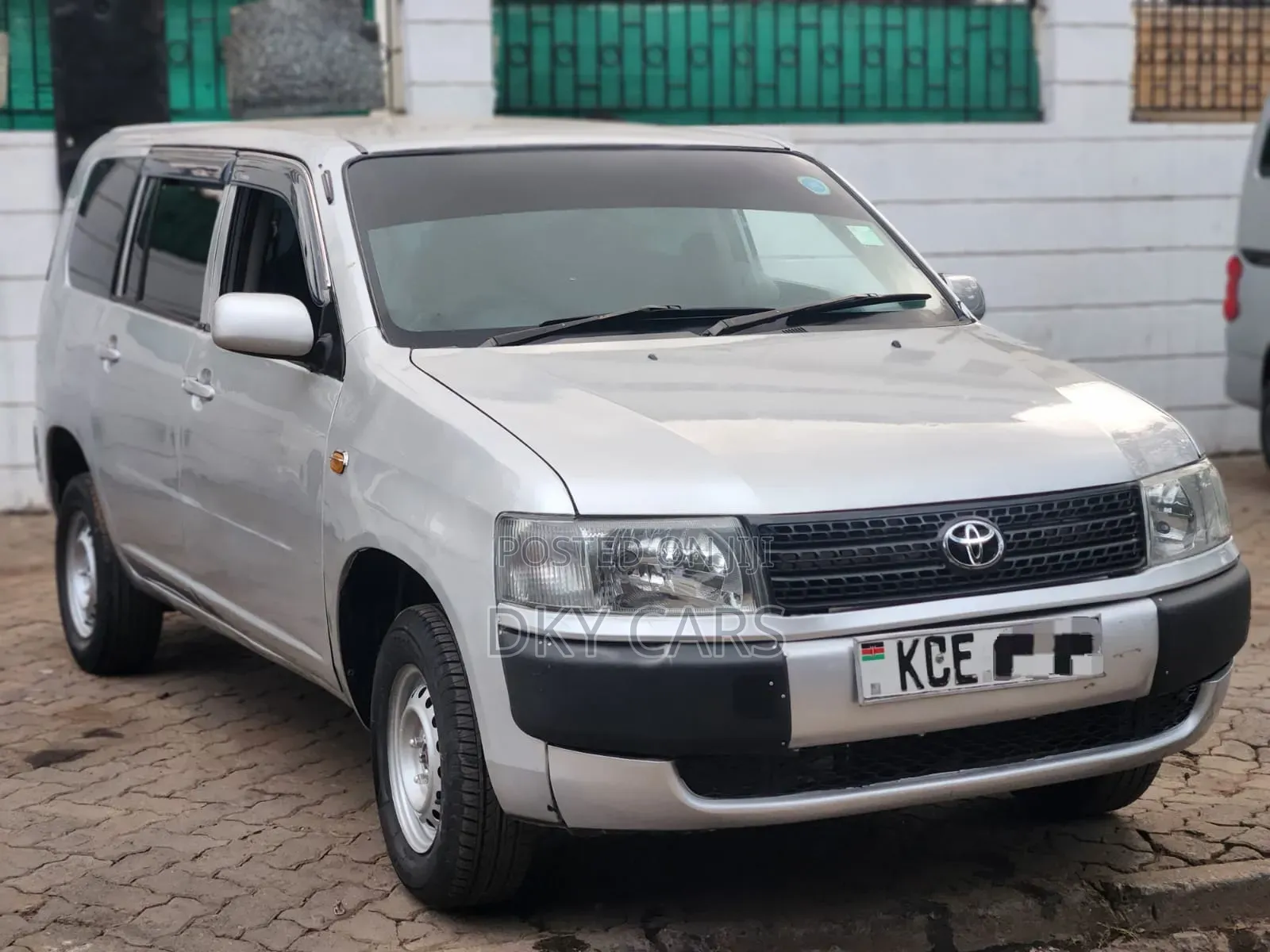 Toyota Probox 2009 Silver