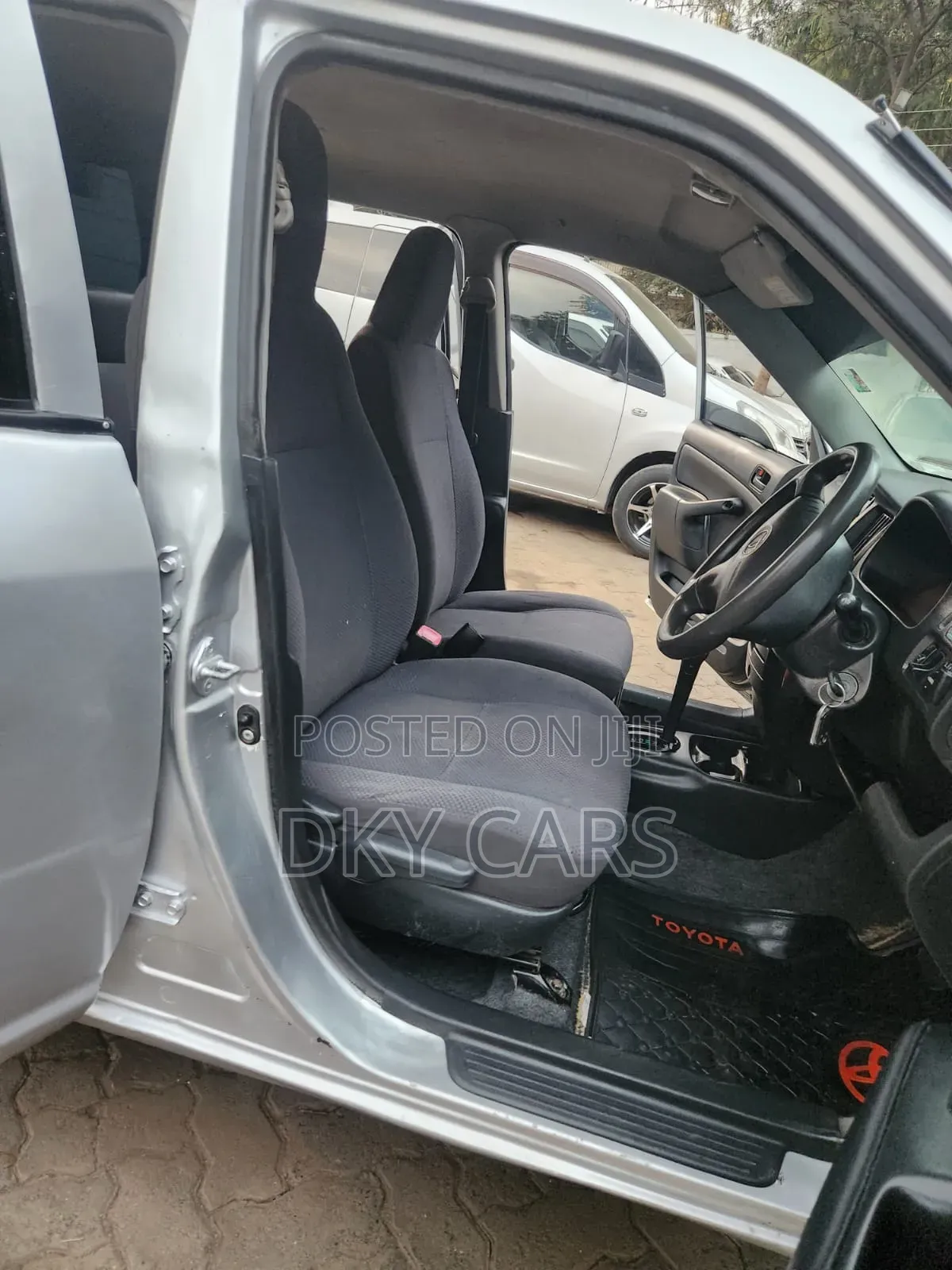 Toyota Probox 2009 Silver