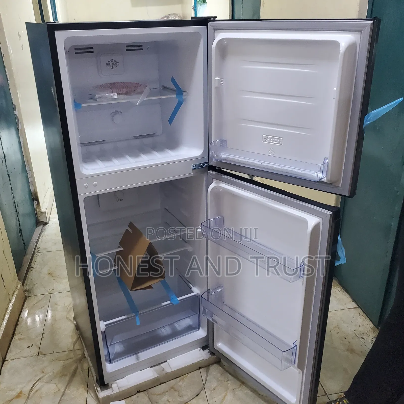 Roch 197 Non Frost Refrigerator