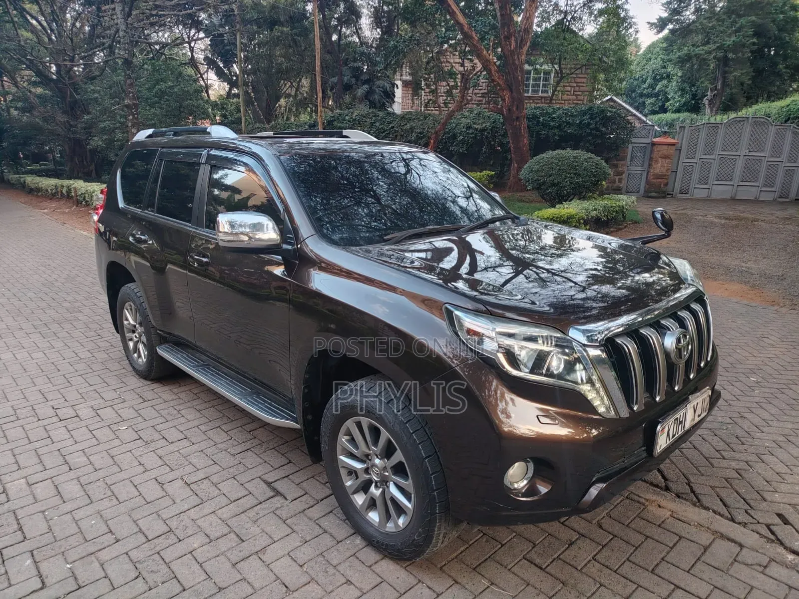 Toyota Land Cruiser Prado 2017 Black