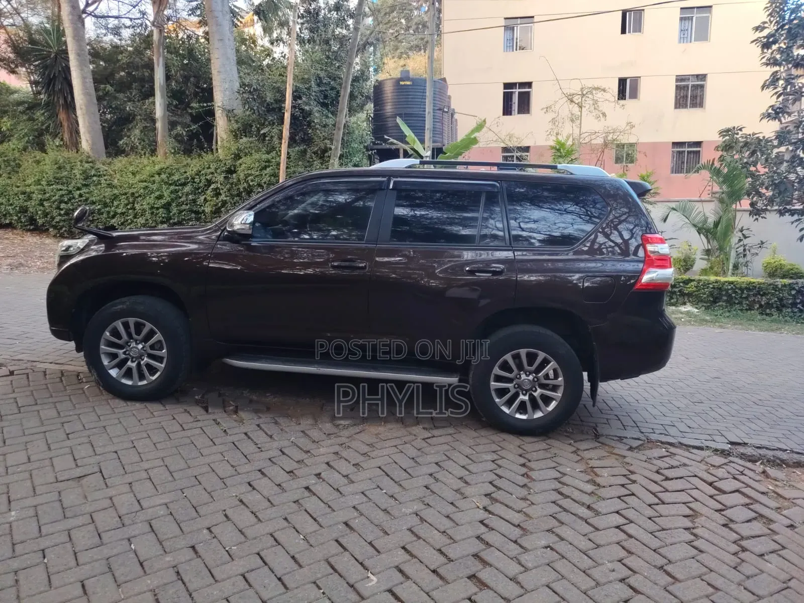 Toyota Land Cruiser Prado 2017 Black