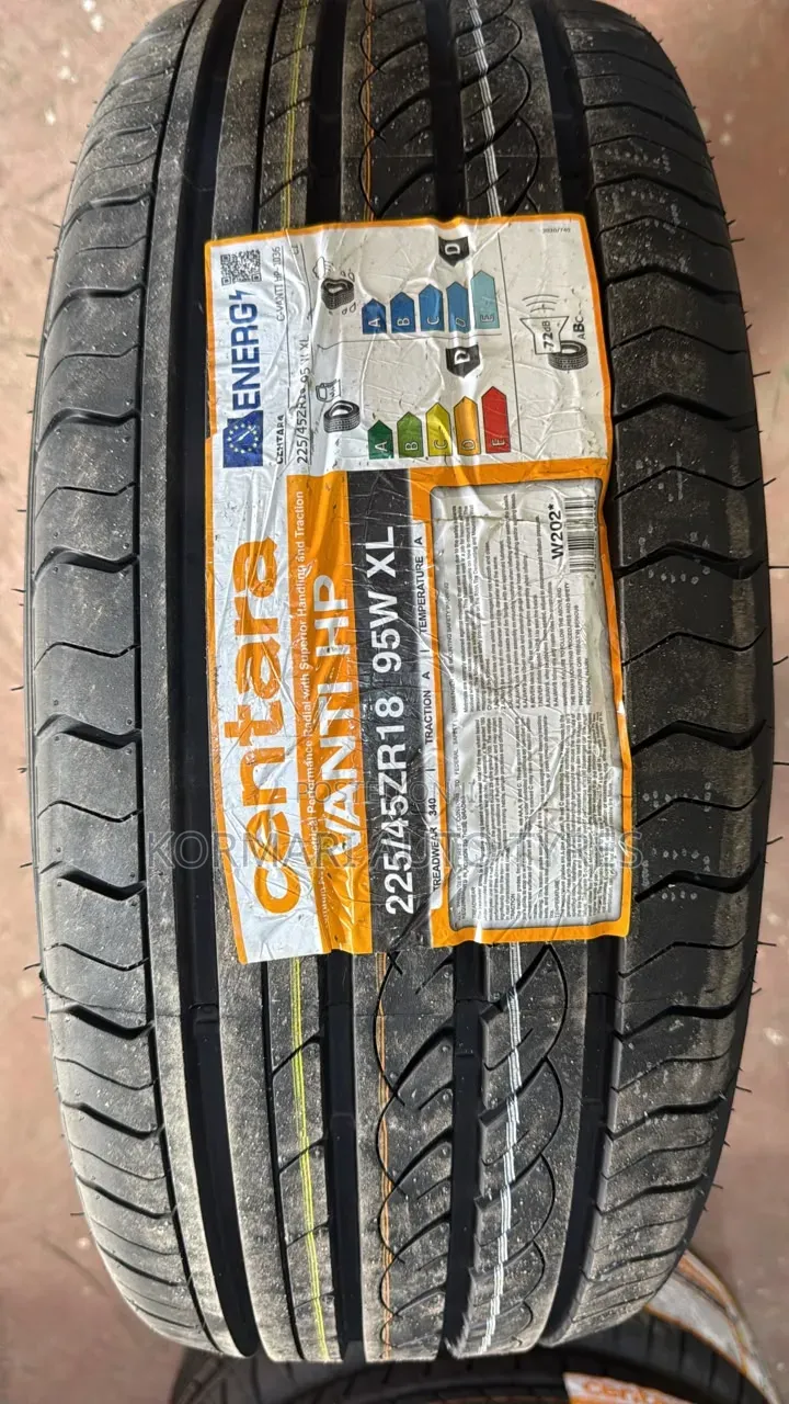 225/45r18 Centara Tyre