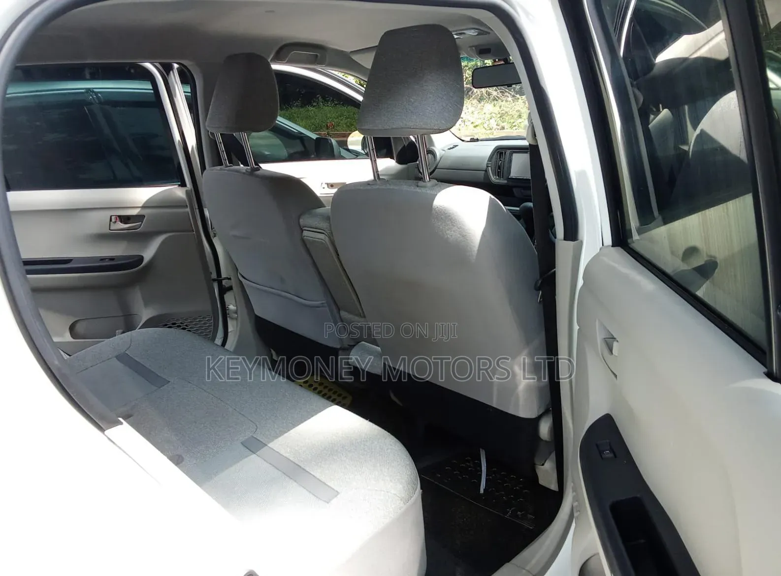 Toyota Passo 2017 White