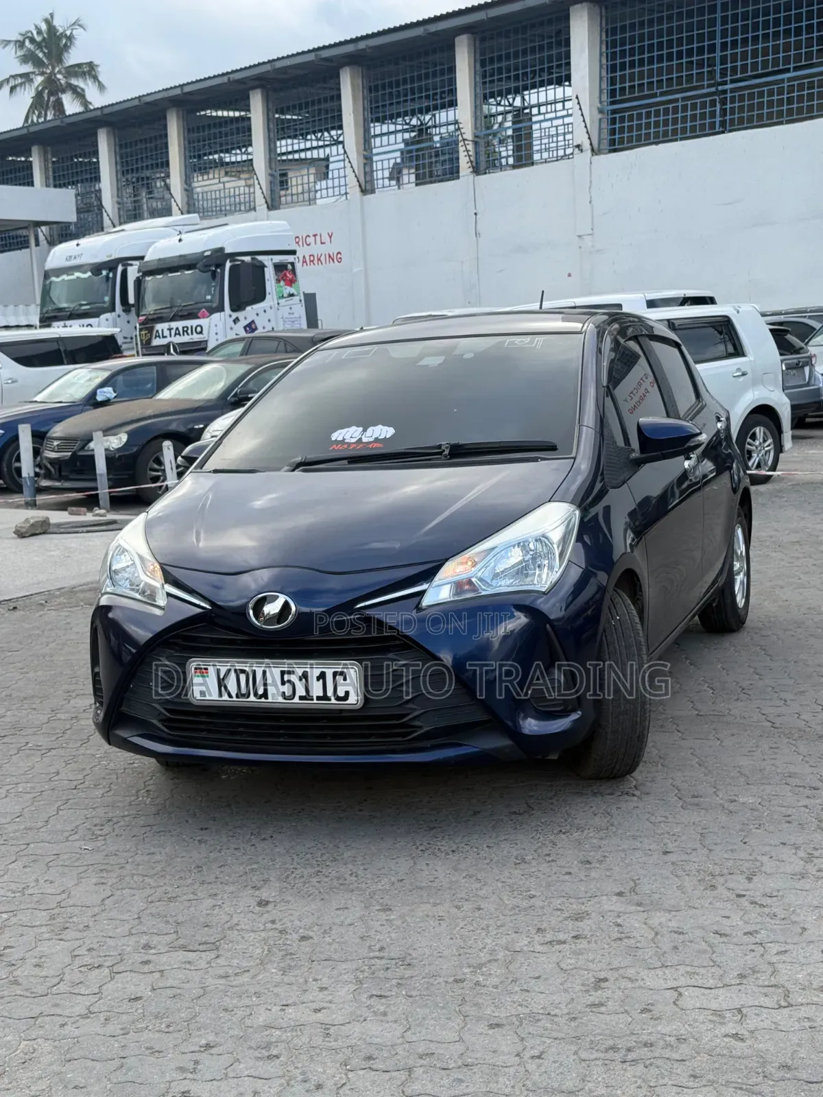 Toyota Vitz 2018 Blue