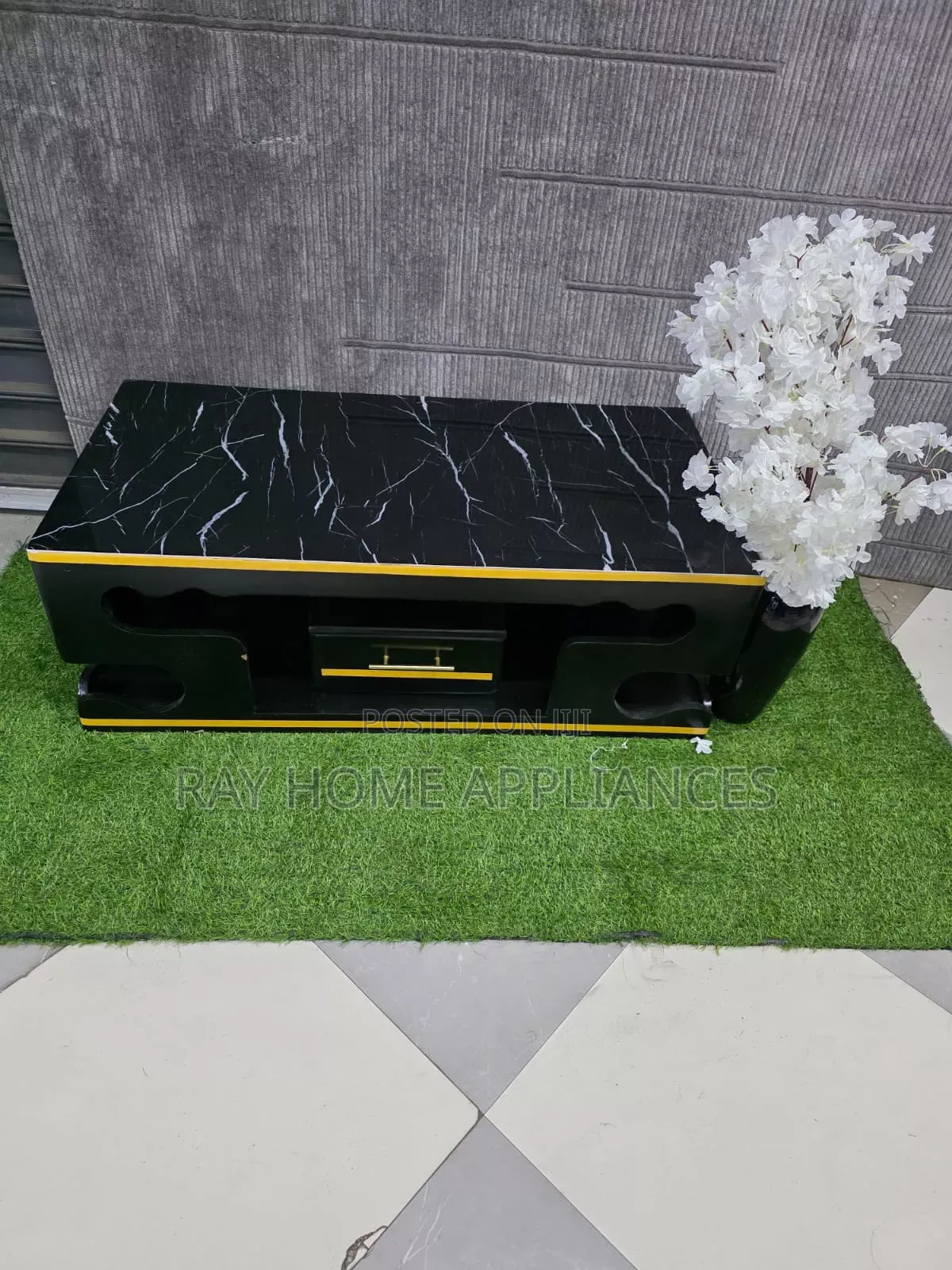 Marble Coffee Table 
White Black Gold.