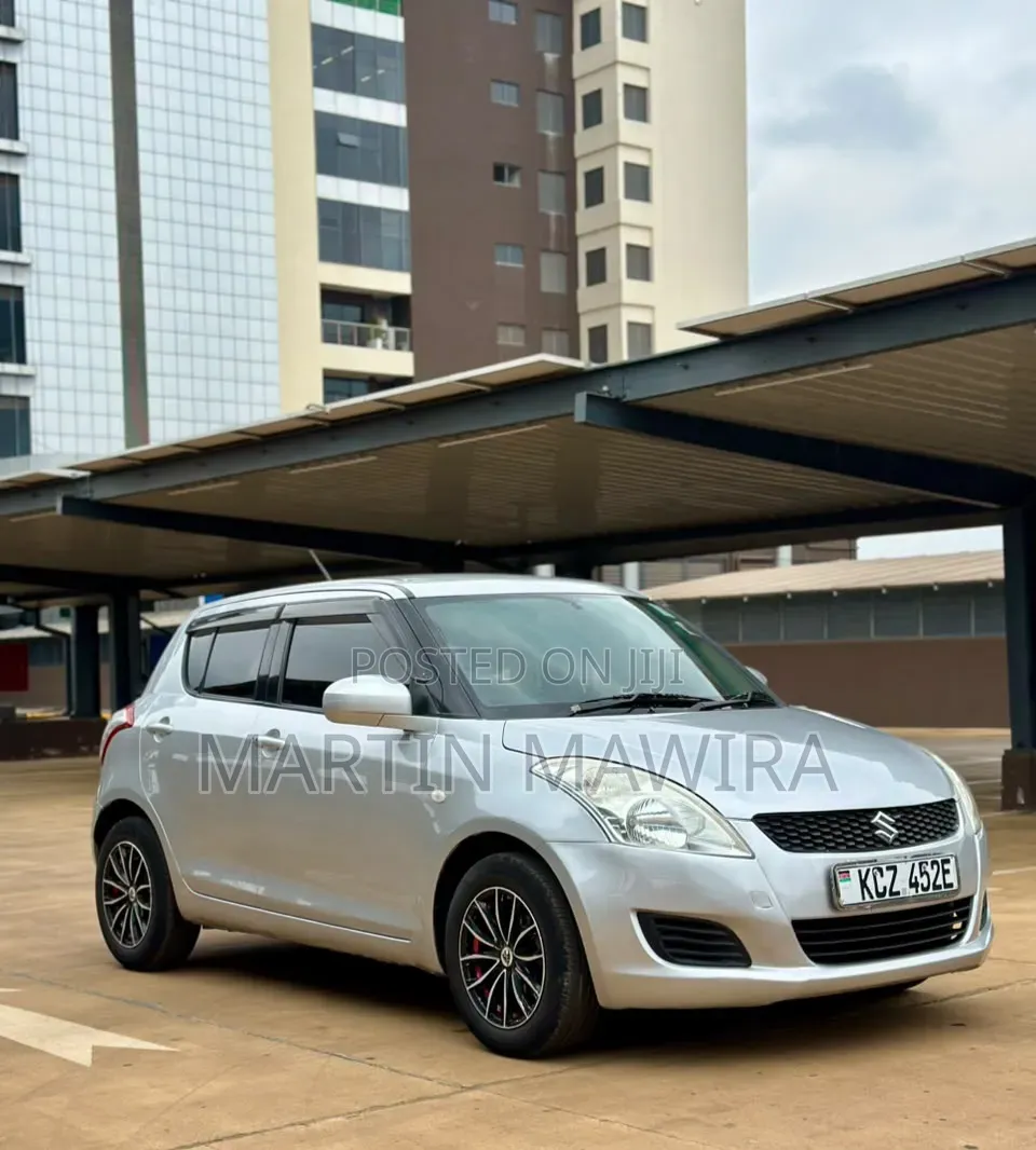 Suzuki Swift 2013 Silver