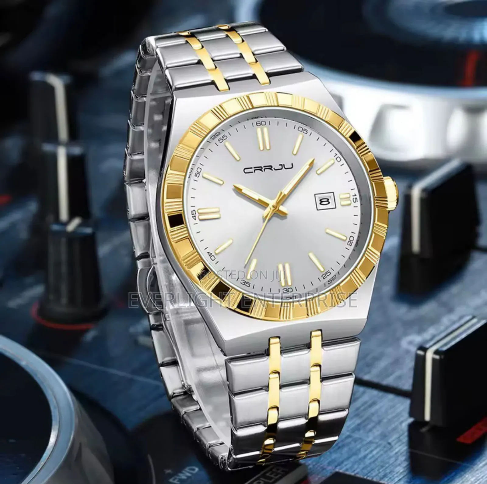 High Quality Crrju Men Watch
