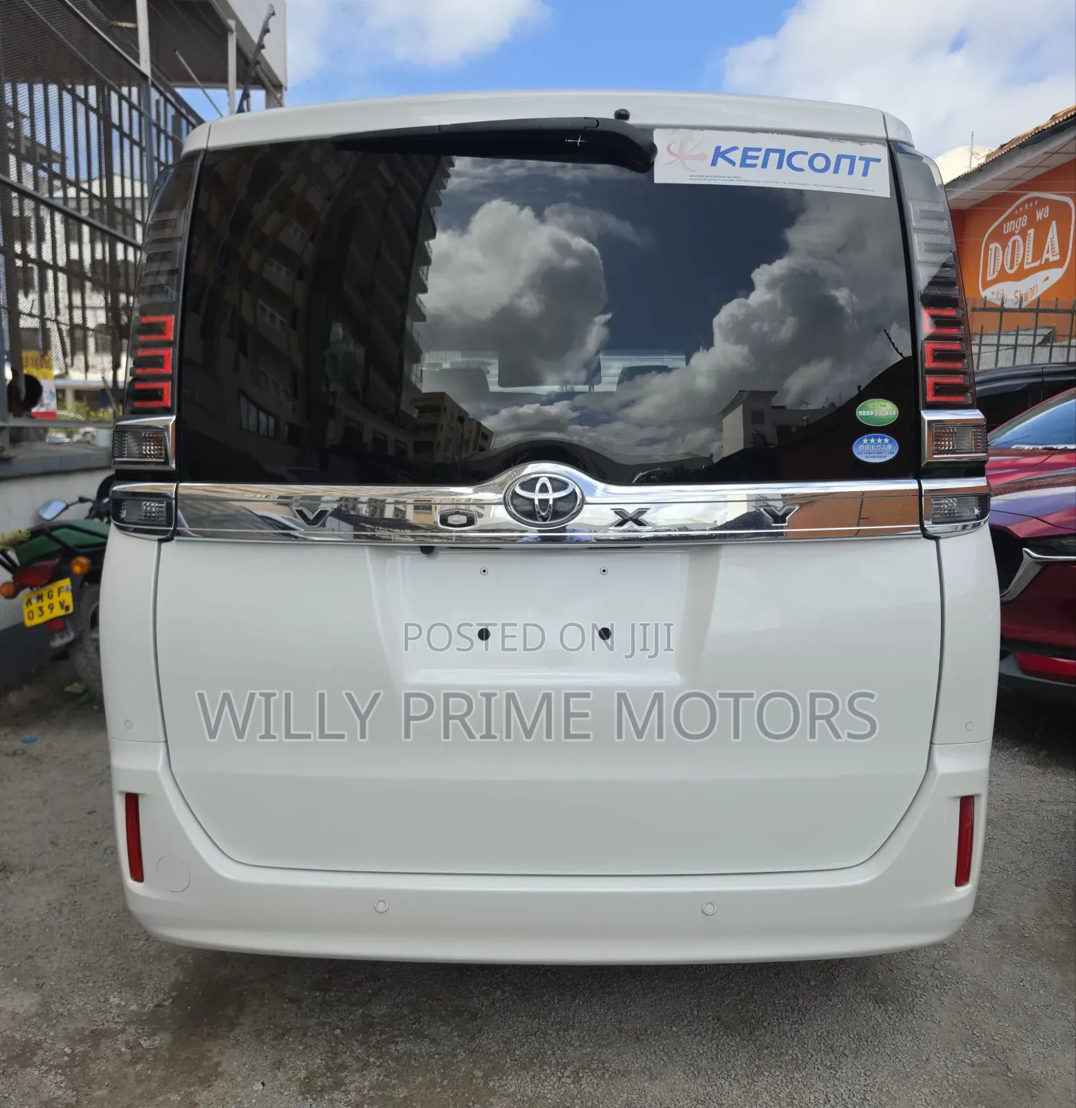 Toyota Voxy ZS 2WD 8-Seater 2019 White