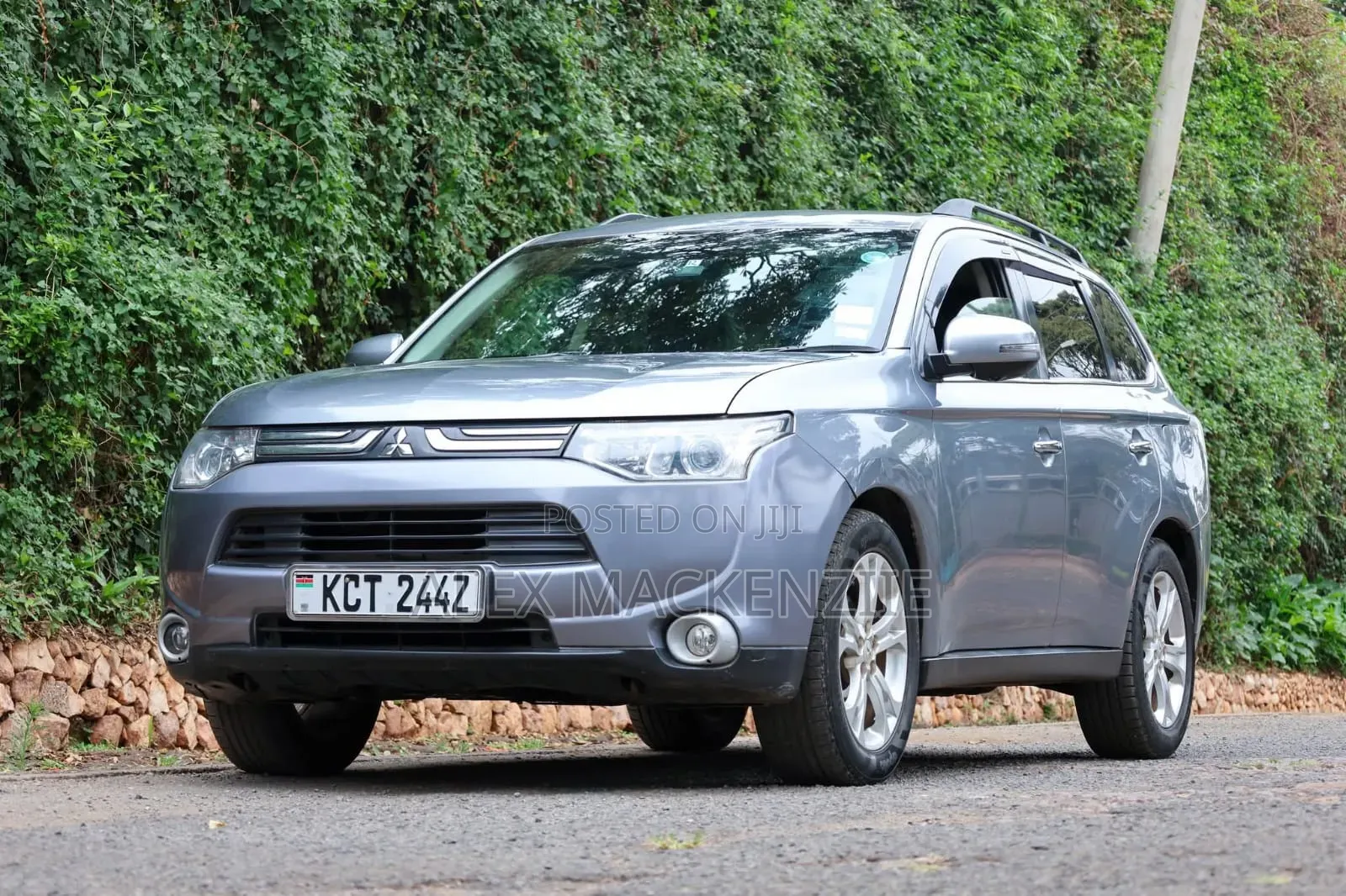 Mitsubishi Outlander 2012 Silver