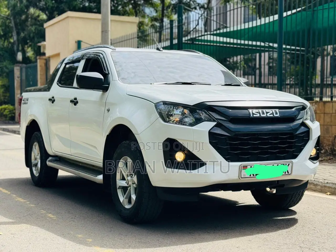 Isuzu D-MAX 2025 White