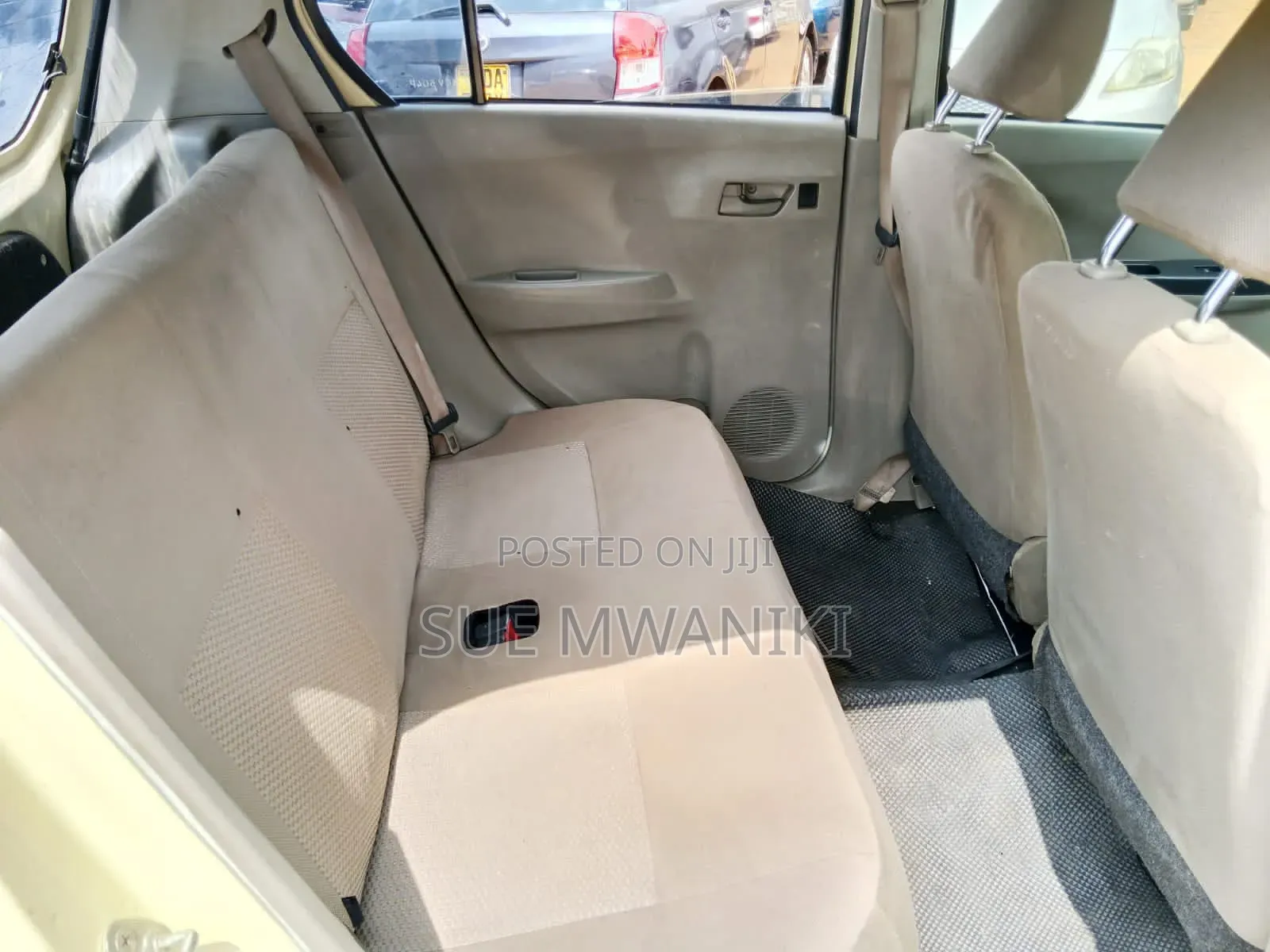Daihatsu Mira 2012 Beige