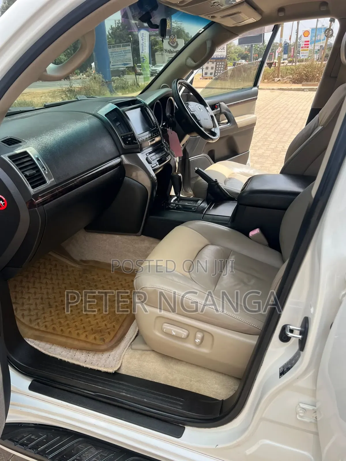 Toyota Land Cruiser 2008 Off white