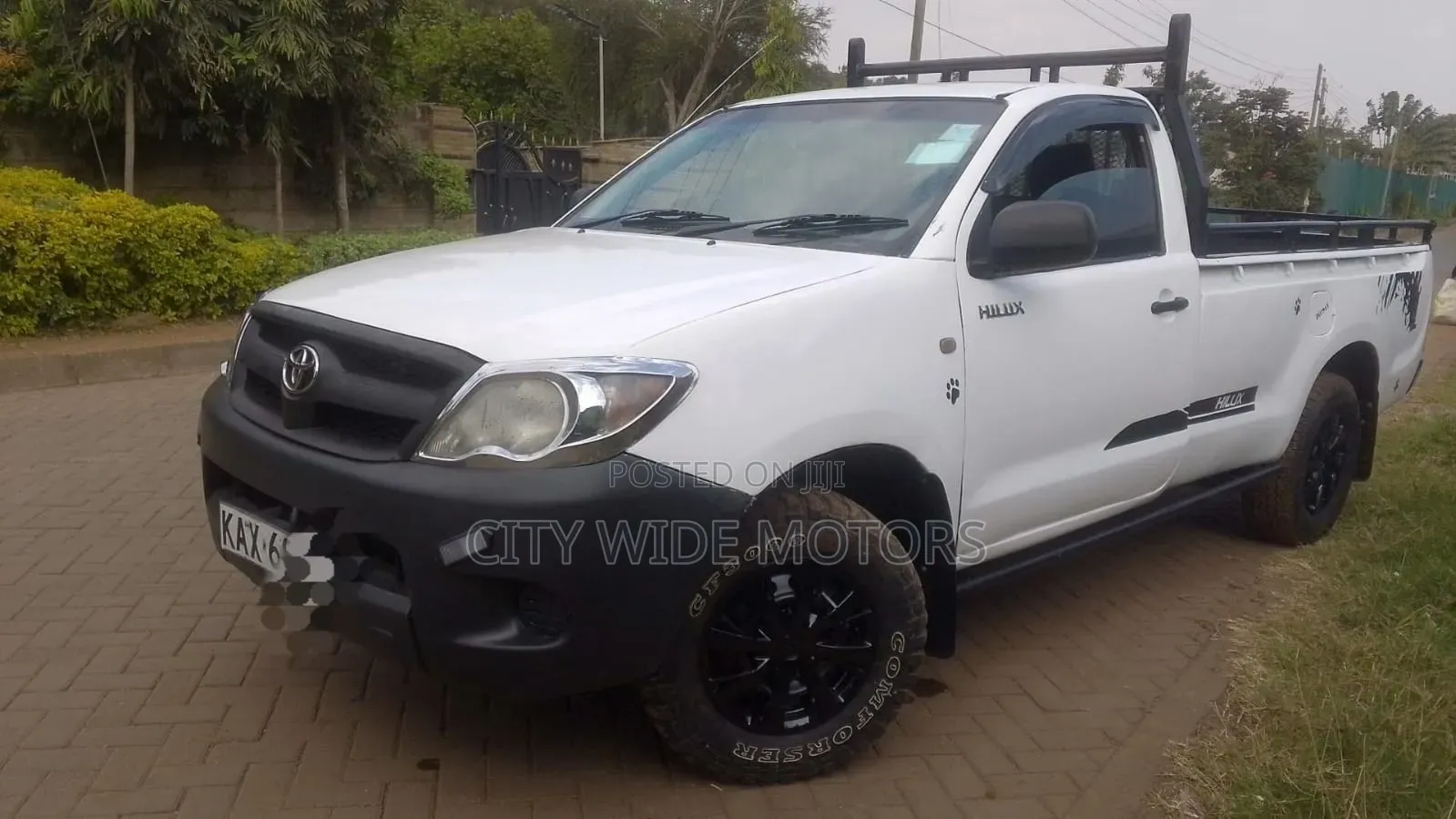 Toyota Hilux 2007 Red