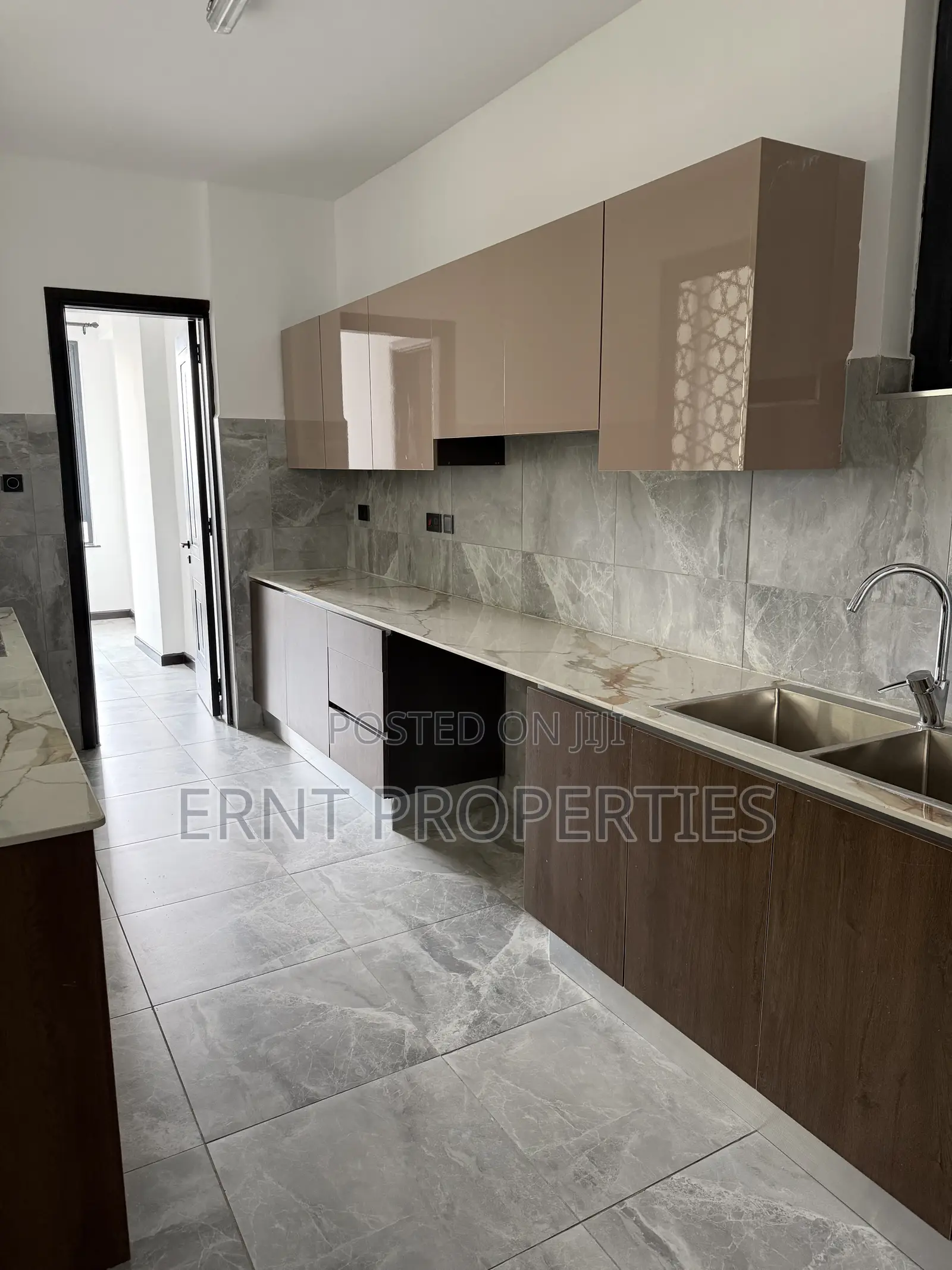 3bdrm Apartment in Riverside Drive for rent
